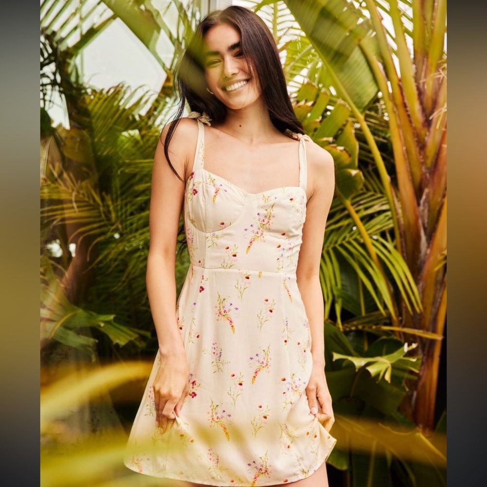 Backyard Roses Sammi Dress